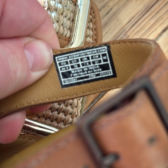 Keen Tan Leather Sandals - Picture 4 of 4